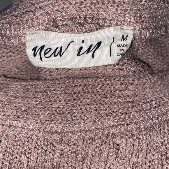 Boutique brand poly sweater | size Medium - Picture 5 of 5